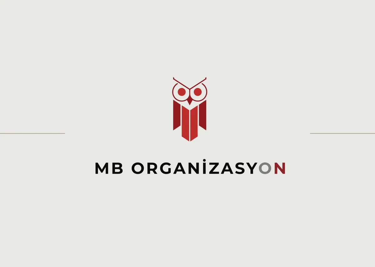MB Organizasyon logosu açık zeminde